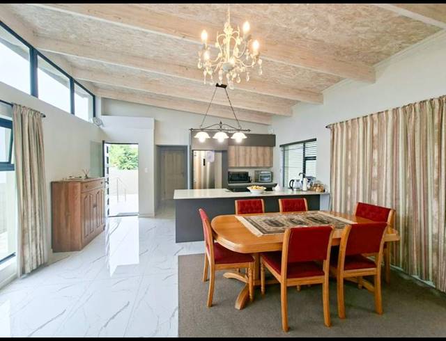 3 BEDROOM HOUSE FOR SALE IN HARTENBOS HEUWELS